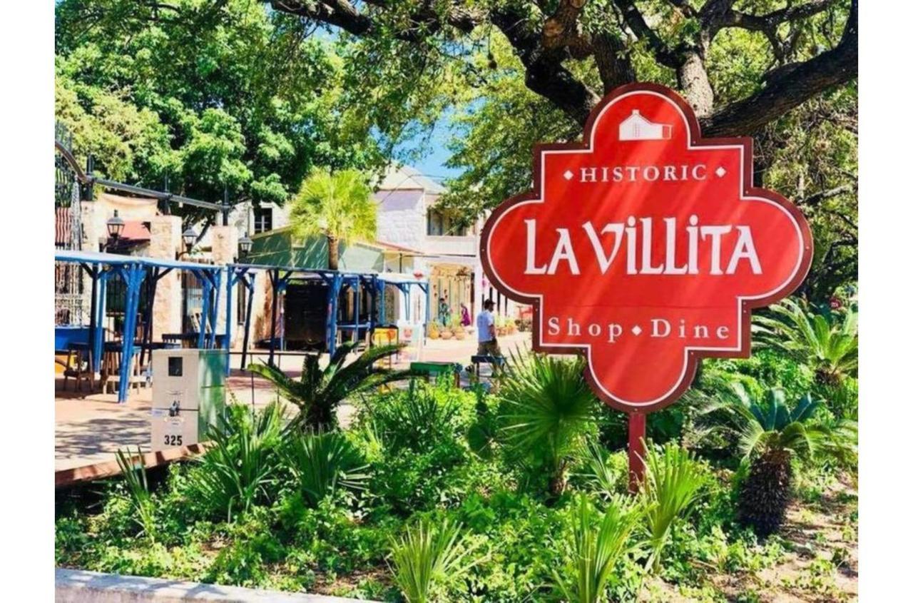 Stunning 3 Bedroom Home Near Dt Alamodome - Riverwalk サンアントニオ エクステリア 写真