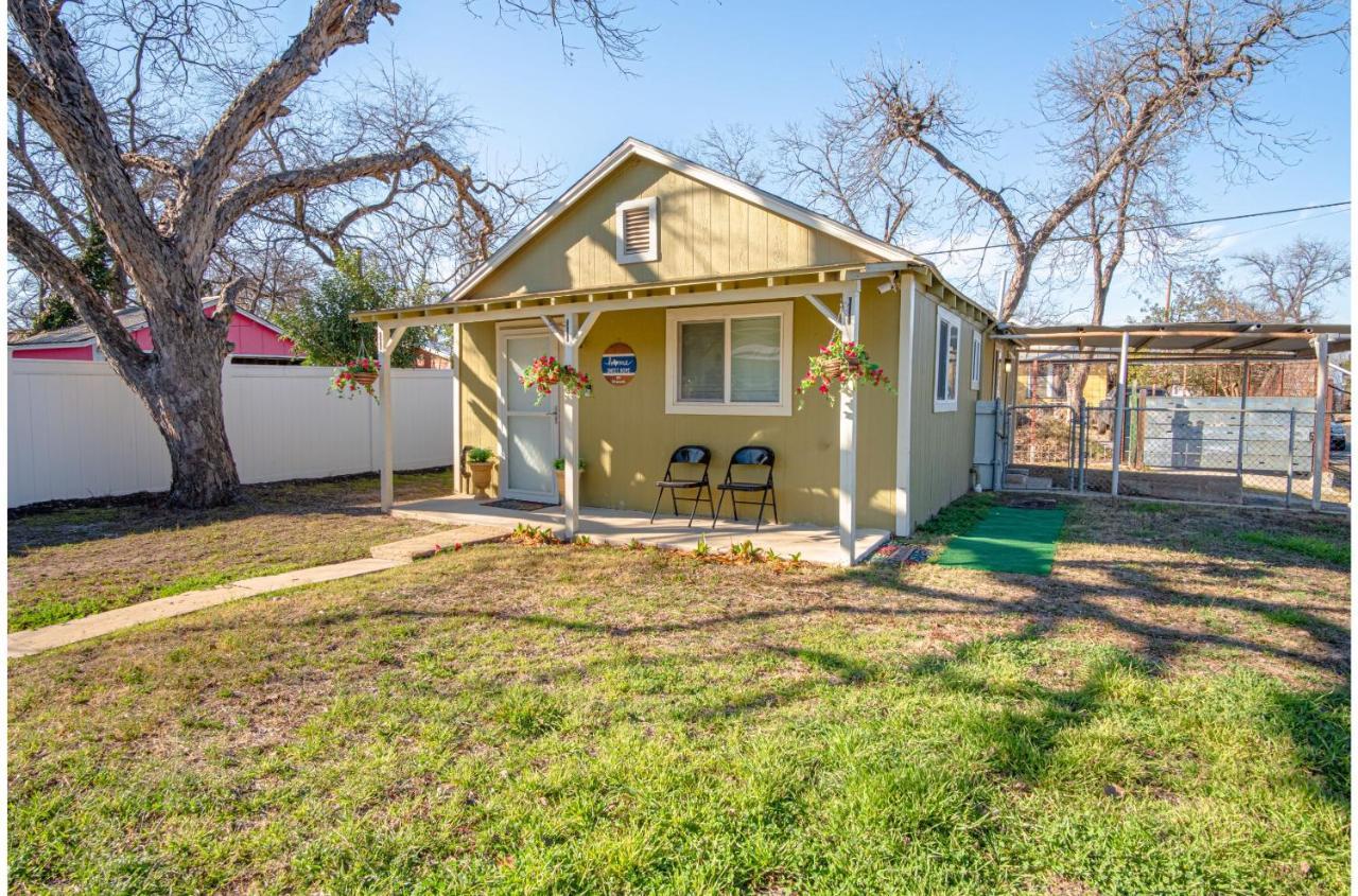 Stunning 3 Bedroom Home Near Dt Alamodome - Riverwalk サンアントニオ エクステリア 写真